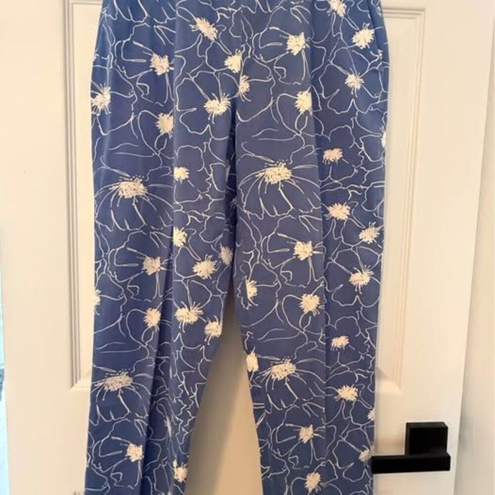 Women’s Ralph Lauren Sport Cotton Pants - Blue and White Floral Print - Size 8
